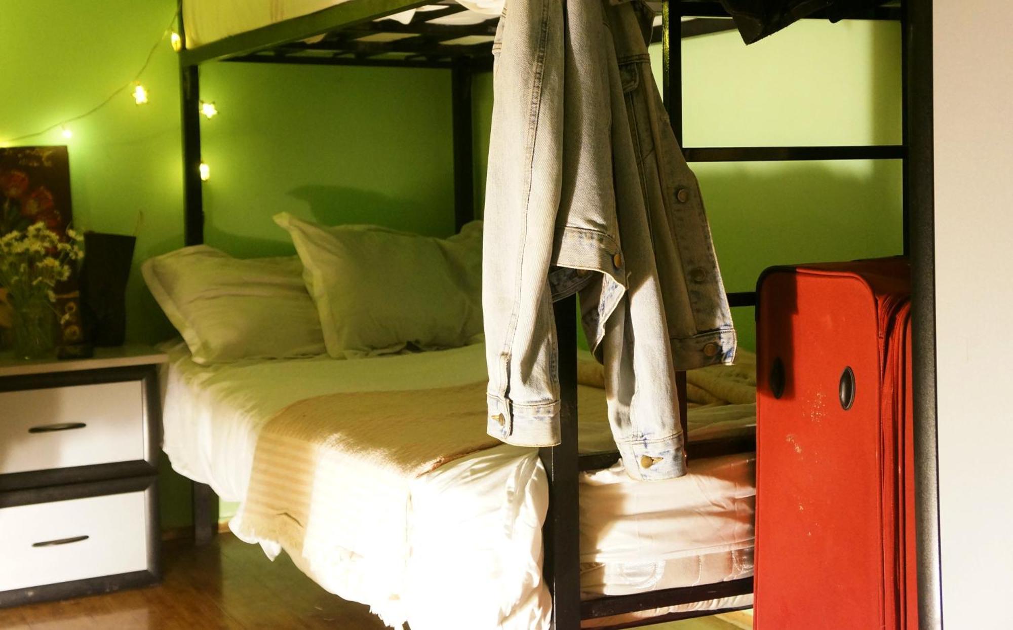 Harmony Boutique Hostel バトゥーミ エクステリア 写真